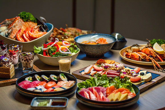 ご結婚やお子様のお食い初めなど人生の節目に寄り添う食事も充実